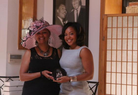 Kelly Fair receiving the Dream Catchers Award from Lisa Lanell and the ladies of Dreams & Beyond, NFP in Chicago!